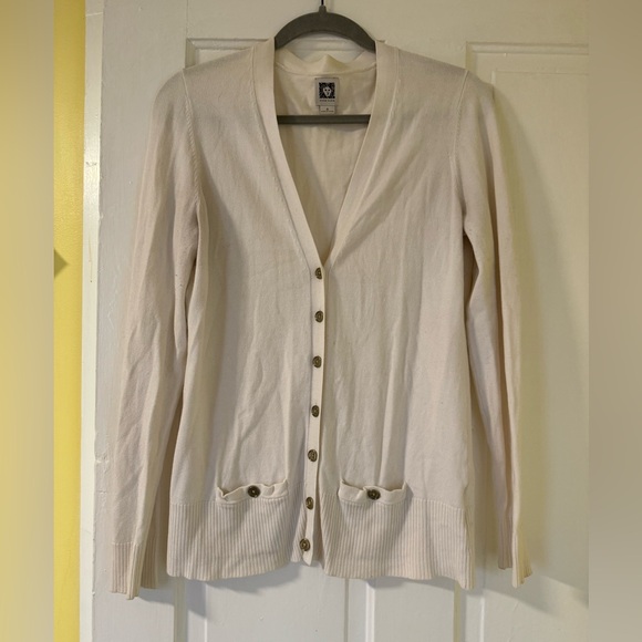 Anne Klein Sweaters - Anne Klein White Gold Button Down Patch Pocket Cardigan• Small